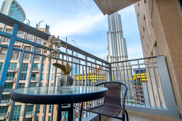 Terrace/patio - City Nights - Standpoint Tower A (Dubai)