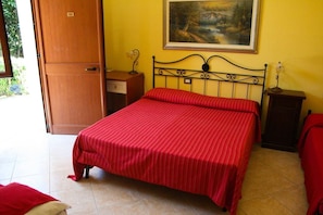 Desk, free cribs/infant beds
