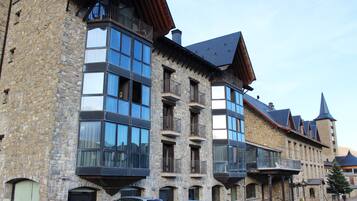 Mặt tiền nơi lưu trú