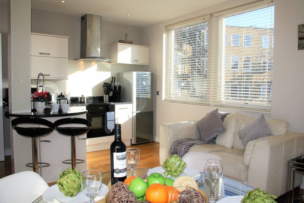 5 The Courtyard | Private kitchen