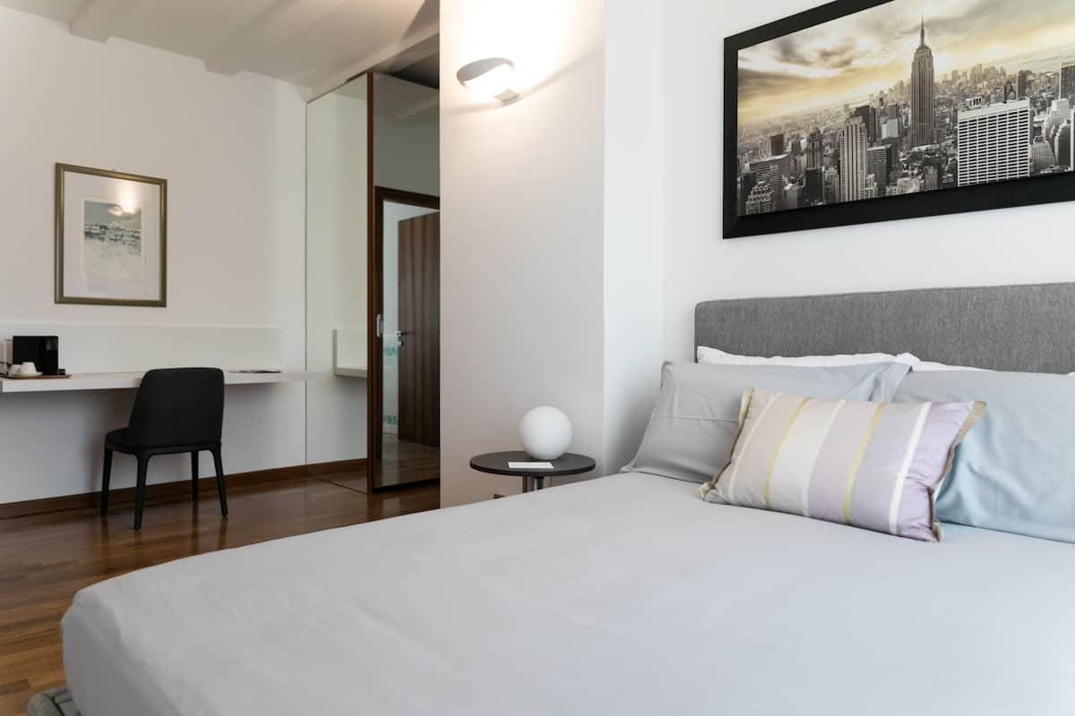 Double Room, Private Bathroom, Garden View (Melograno) | Premium bedding, down comforters, desk, blackout drapes