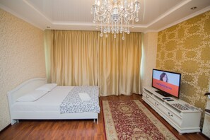 1 bedroom, iron/ironing board, WiFi, bed sheets