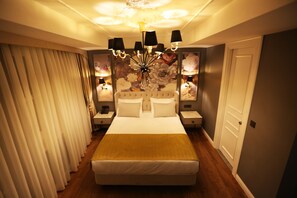 Premium bedding, minibar, in-room safe, desk