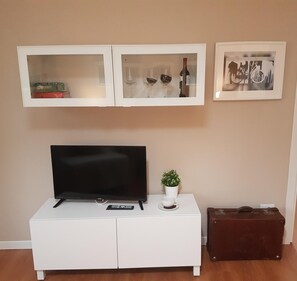 Flat-screen TV - Appartamento Gradisca (Lecco)