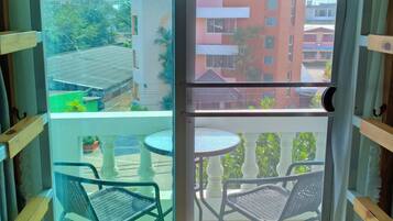 Blackout curtains, free WiFi, bed sheets