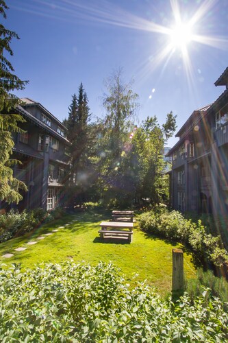 Glacier Nest - Animaux acceptés / Idéal pour les familles - Piscine / 2 bains à remous