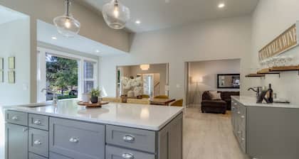 Washington House – Historic Charm Meets Modern Comfort