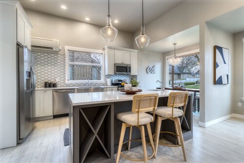 Washington House – Historic Charm Meets Modern Comfort