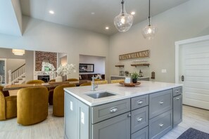 Interior - Washington House – Historic Charm Meets Modern Comfort (Walla Walla)