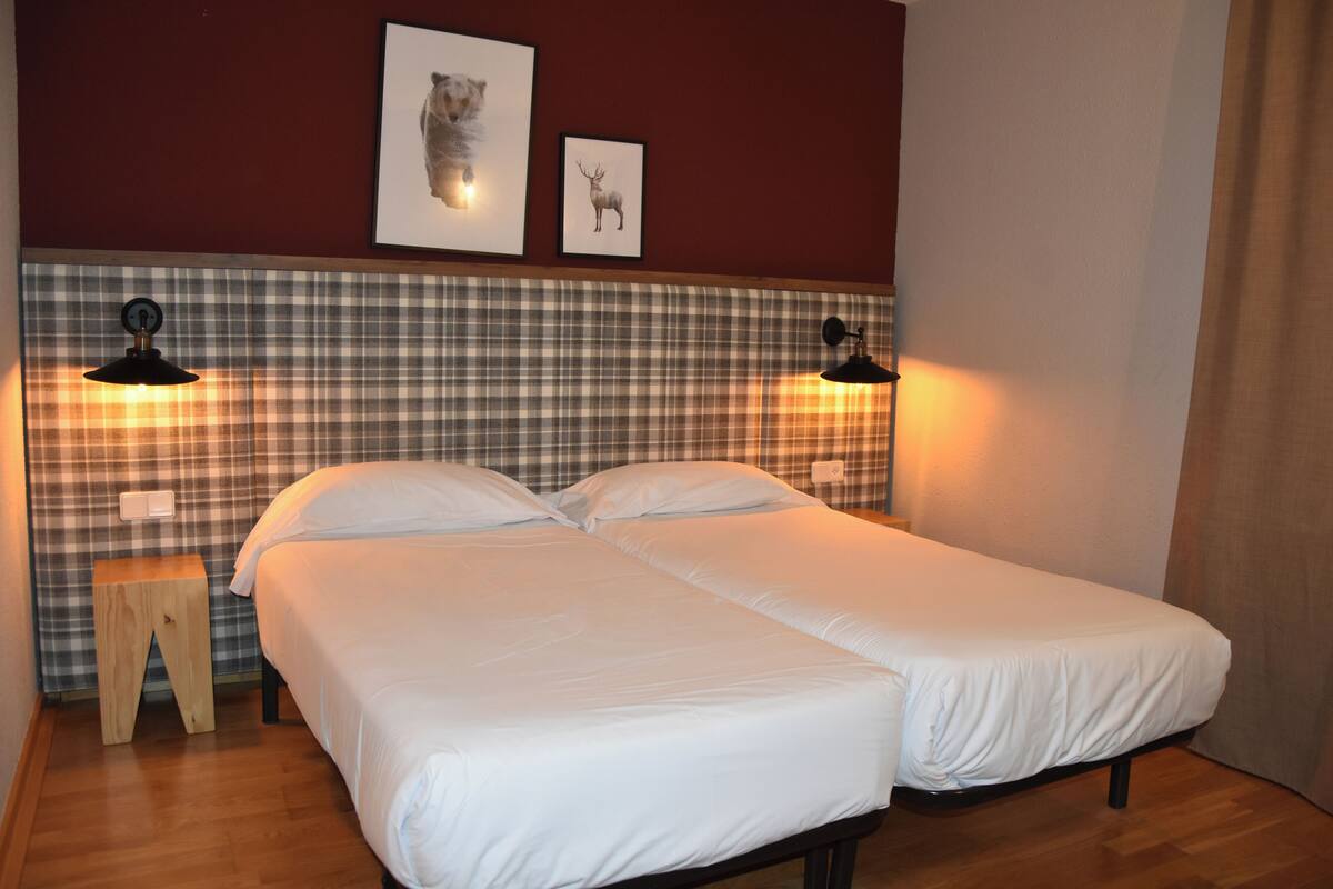 Hochwertige Bettwaren, Select-Comfort-Betten, Verdunkelungsvorhänge