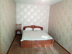1 bedroom, iron/ironing board, free WiFi, bed sheets