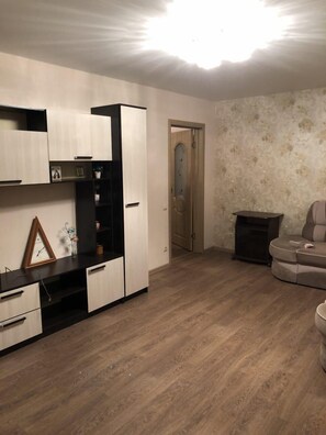 1 chambre, fer et planche à repasser, Wi-Fi gratuit, draps fournis