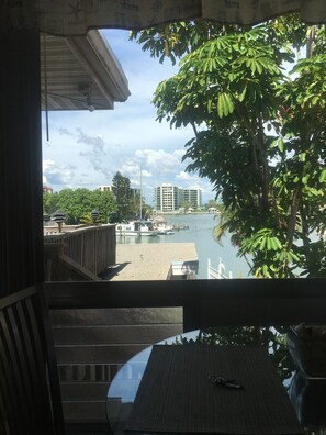 Outdoor dining - Spacious 1 bedroom with a fantastic view!Apt.#7 (Clearwater)