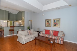 House | Living room | Flat-screen TV - Villa Grobben - Executive - 4 Bedroom (Inverness)