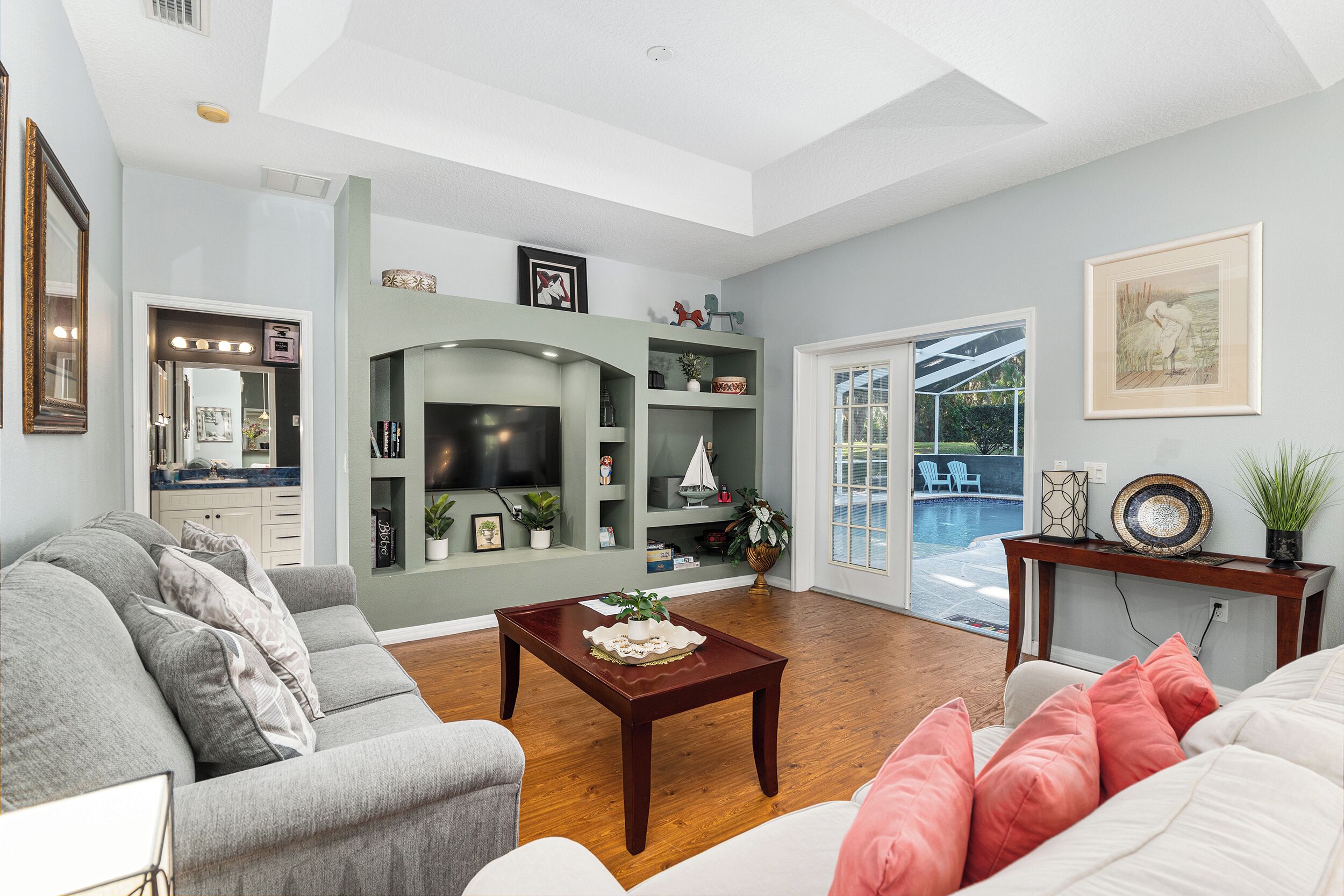 House | Living area | Flat-screen TV