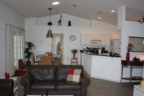 House | Living area | Flat-screen TV