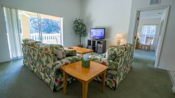 Comfort Condo | Living room | 40-inch Smart TV with digital channels, TV, Netflix