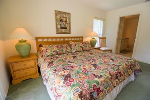 Comfort Condo | 3 bedrooms, individually decorated, individually furnished - Condo Peggy - Golfcourse 3 Bedroom (Inverness)