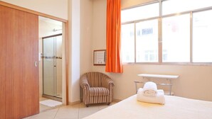 Căn hộ | 1 phòng ngủ, bàn ủi/dụng cụ ủi quần áo 