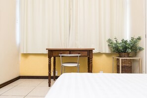 1 bedroom, free WiFi, bed sheets - Studio Djalma Ulrich 49 - 100B Apartment 1 (Rio de Janeiro)