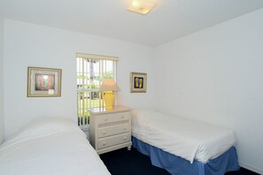 House | 4 bedrooms, iron/ironing board, free WiFi, bed sheets - Villa Grandjean - Comfort - 4 Bedroom (Inverness)