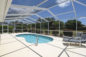 Terrace/patio - Villa Grandjean - Comfort - 4 Bedroom (Inverness)