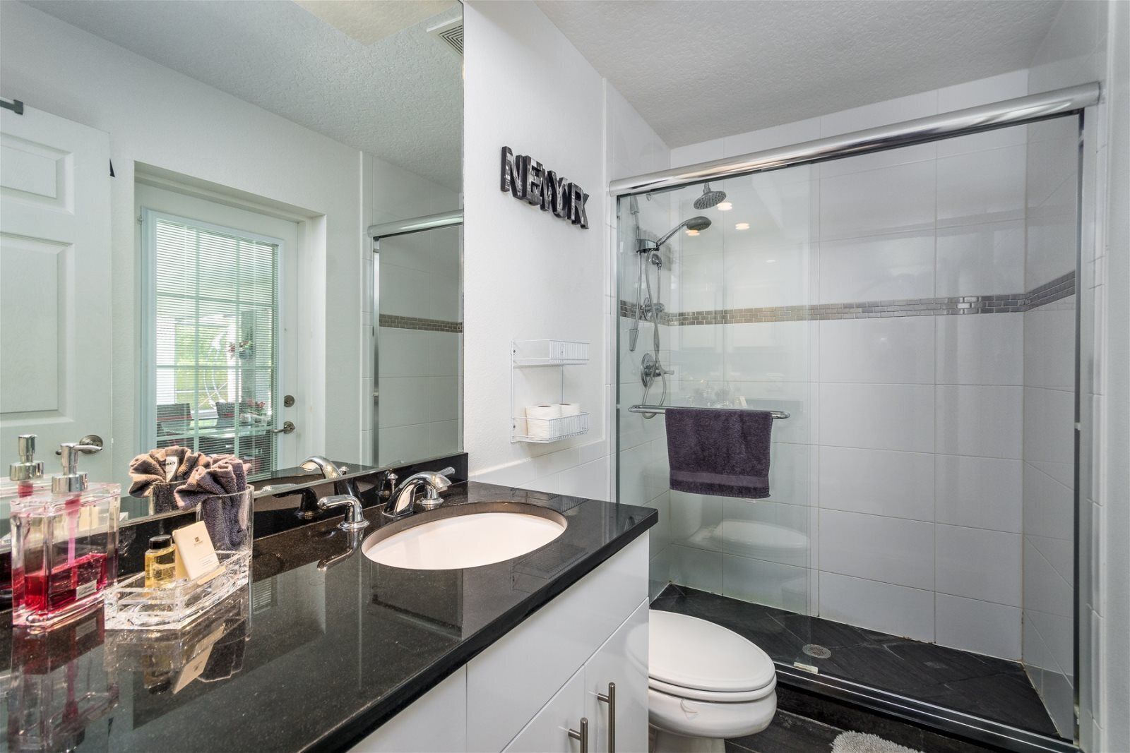 House | Bathroom