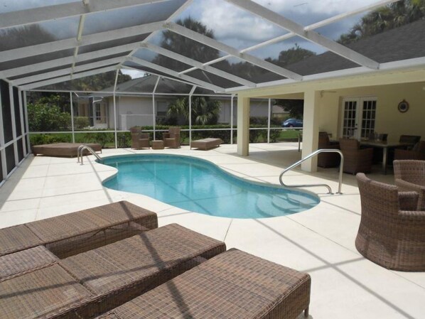 House | Terrace/patio