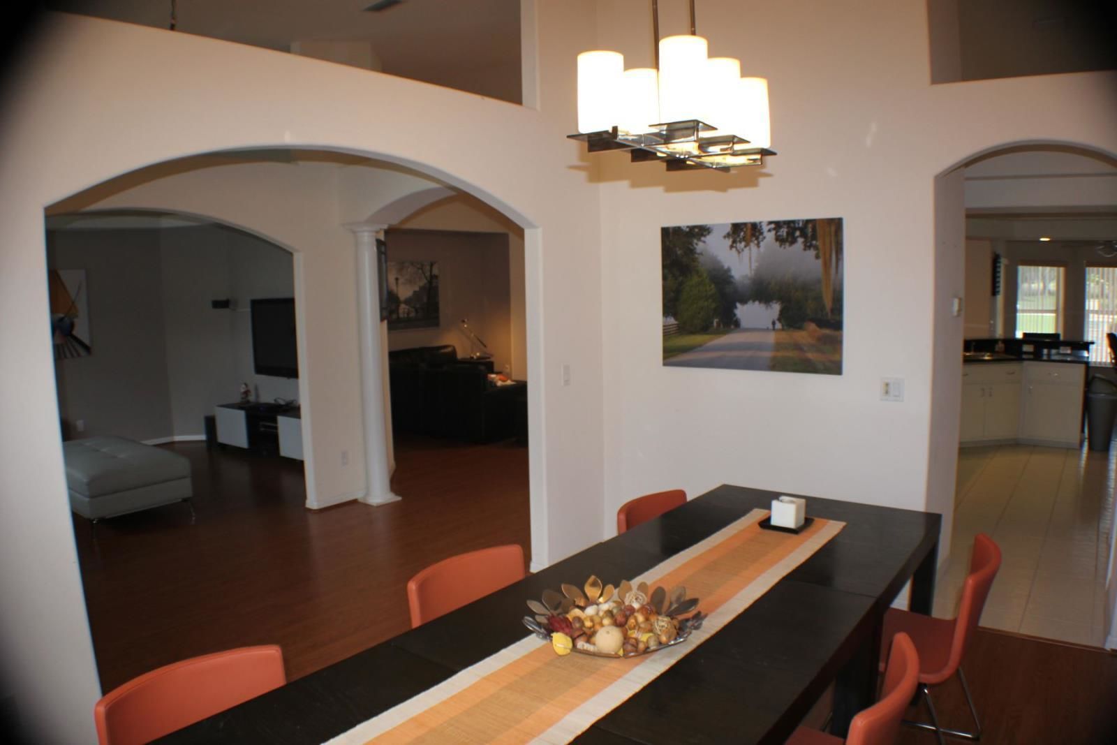 House | Makan dalam bilik