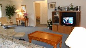 Interior detail - Villa John - Comfort - 4 Bedroom (Hernando)