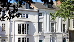 Front of property - Parade House (Doncaster)