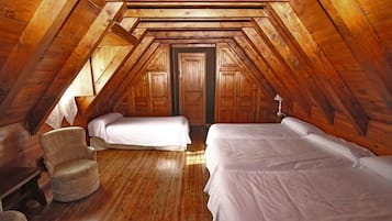 Quadruple Room | Blackout curtains, iron/ironing board, free cots/infant beds, bed sheets