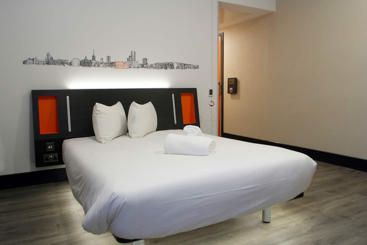 Soundproofing, free WiFi, bed sheets, wheelchair access