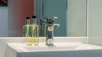 Shower, eco-friendly toiletries, hair dryer, towels