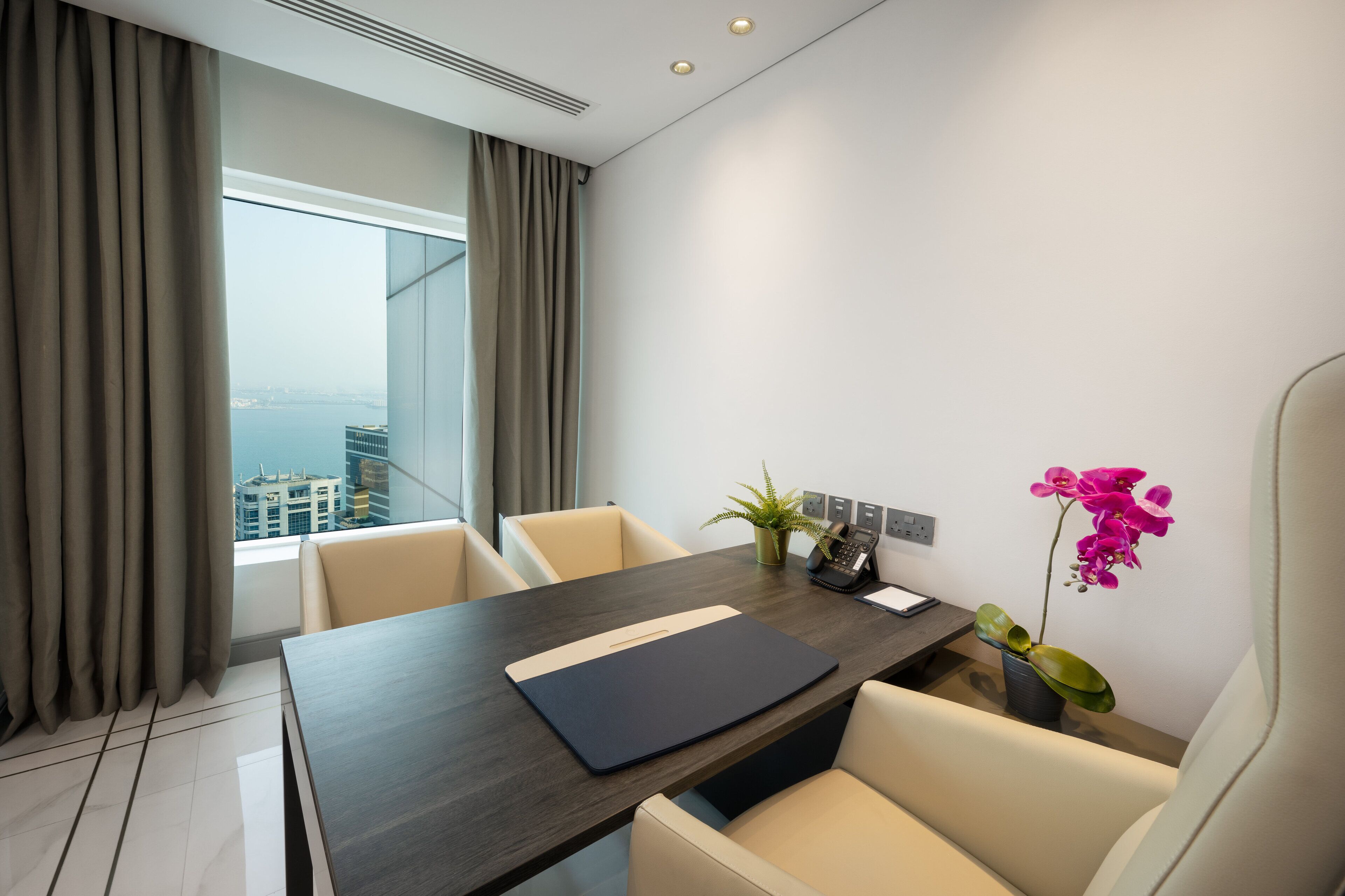 Photo - Centara West Bay Hotel & Residences Doha