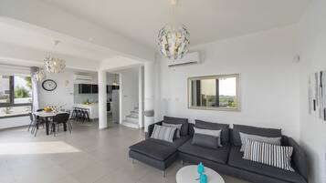 Villa, 3 Bedrooms | Living area | Flat-screen TV