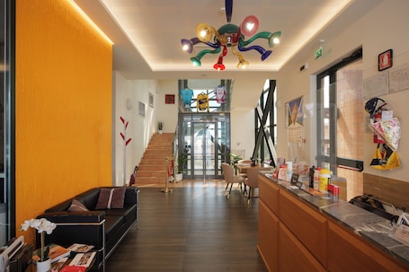 Reception. Albergo Ristorante Pizzeria Tonino