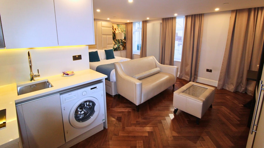 Baker Street Apartments by Viridian Apartments