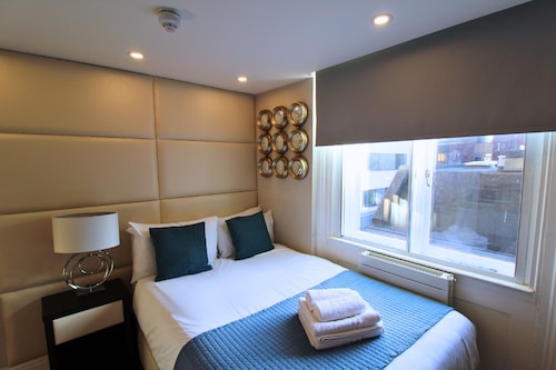 Baker Street Apartments by Viridian Apartments