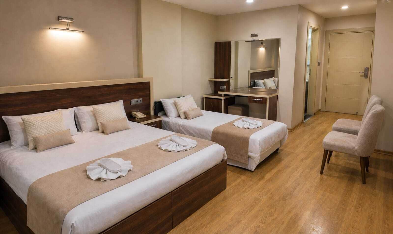 Family Double Room, Balcony | Desk, blackout drapes, soundproofing, free WiFi