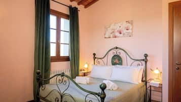 2 habitaciones, minibar, wifi gratis y ropa de cama