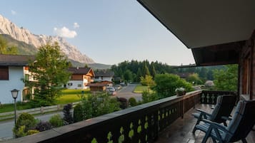 Appartement Confort (1) | Vue depuis le balcon
