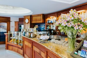 Bar (in der Unterkunft)