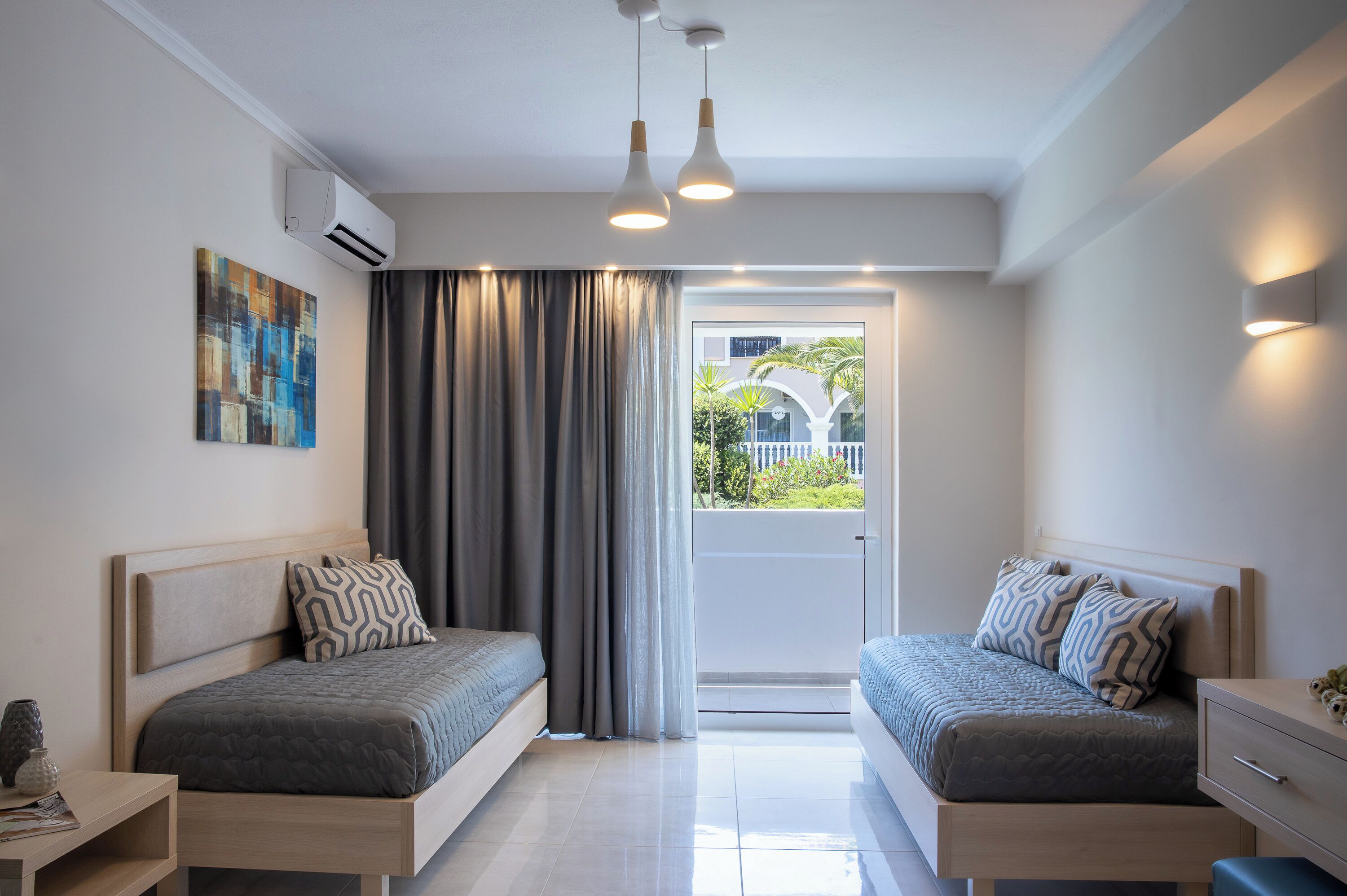 superior suite, 1 bedroom | living area