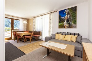 Apartment (3) | Living room - Gästehaus Kartnaller (Neustift Im Stubaital)
