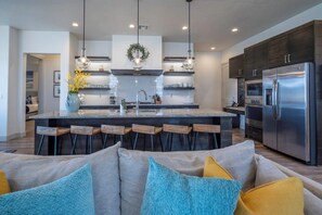 Interior - Arcadia 3 | Air Hockey * Poolside * Sleeps 18 (Santa Clara)