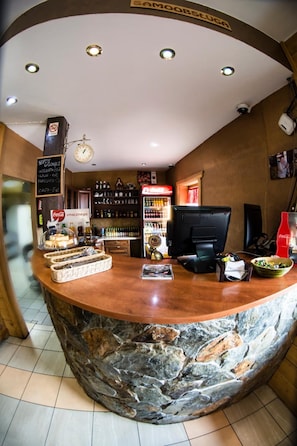 Bar (in der Unterkunft)