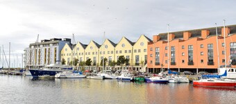 Galway district harbor views