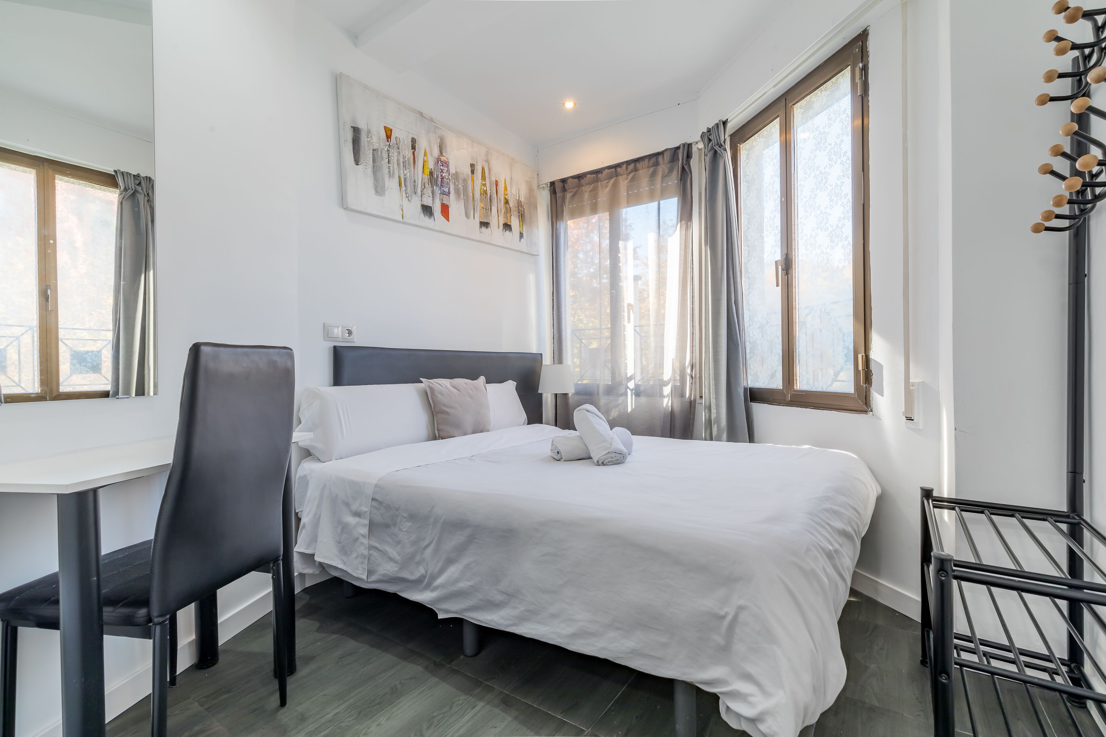 Photo - AYZ Ulises - Auto check-in property