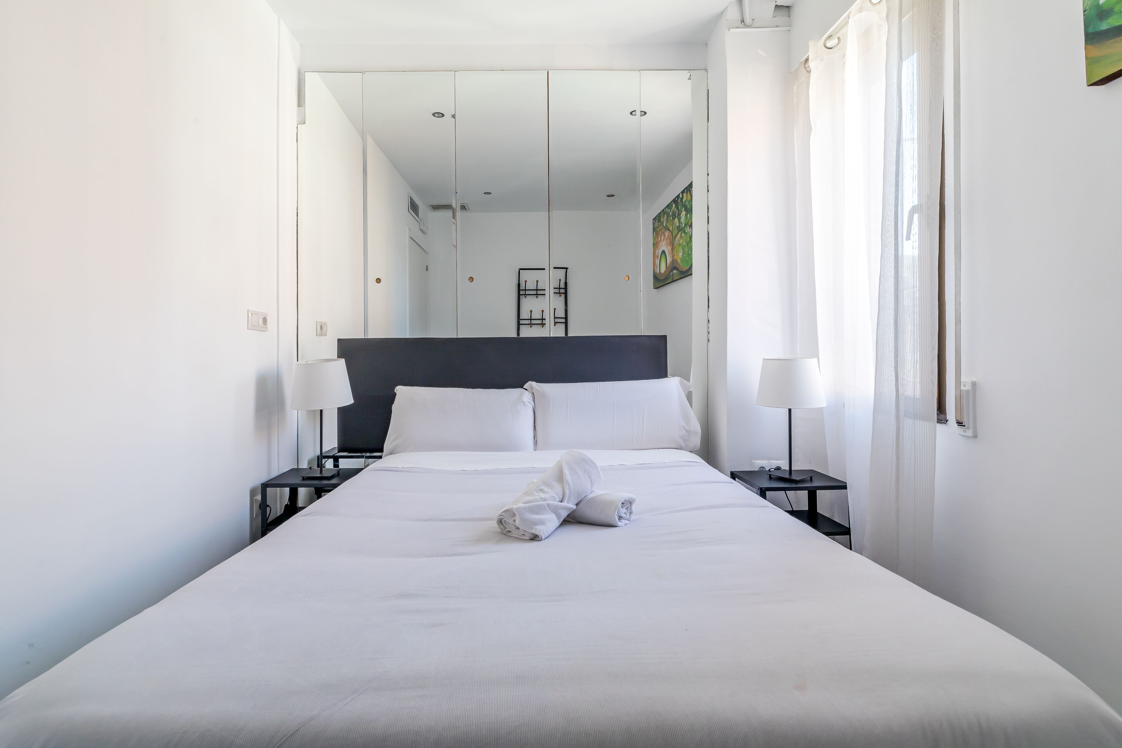 Photo - AYZ Ulises - Auto check-in property